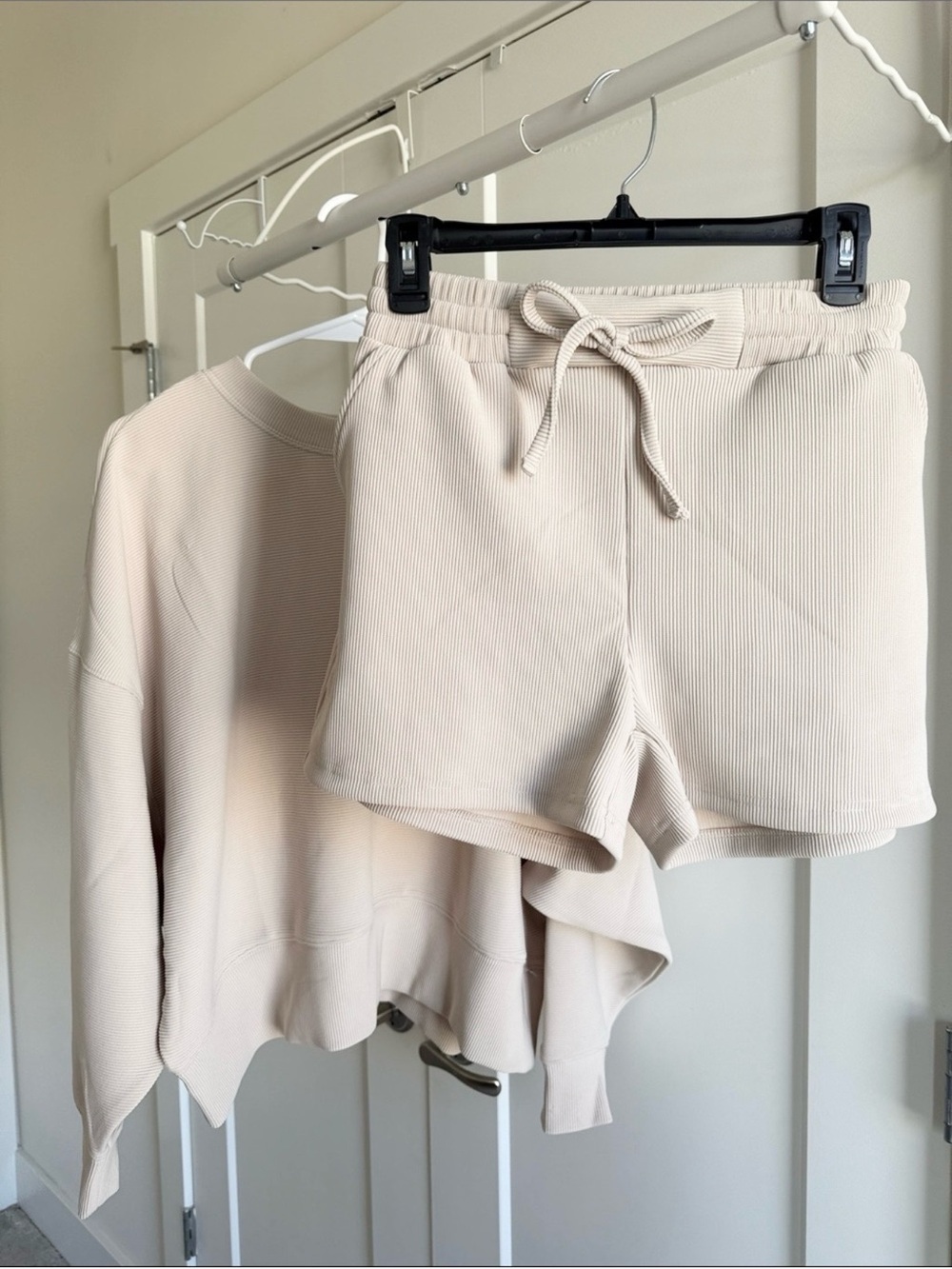 2 Piece Set Ribbed Drawstring Shorts and Top - Cream